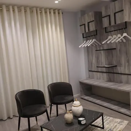 Otel Hira - At Center *